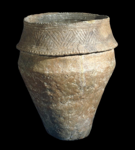 Example late Neolithic/early Bronze Age pot