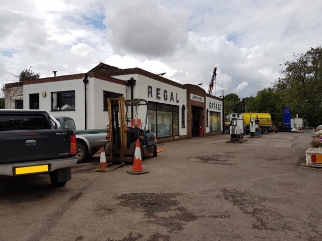 Art Deco style garage in Upton upon Severn