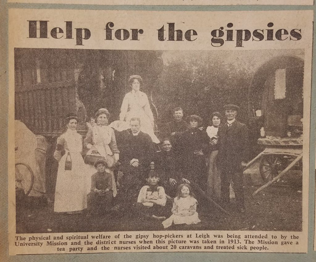 Newspaper cutting dated 1913 about gypsies
