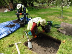 Digging and checking for finds