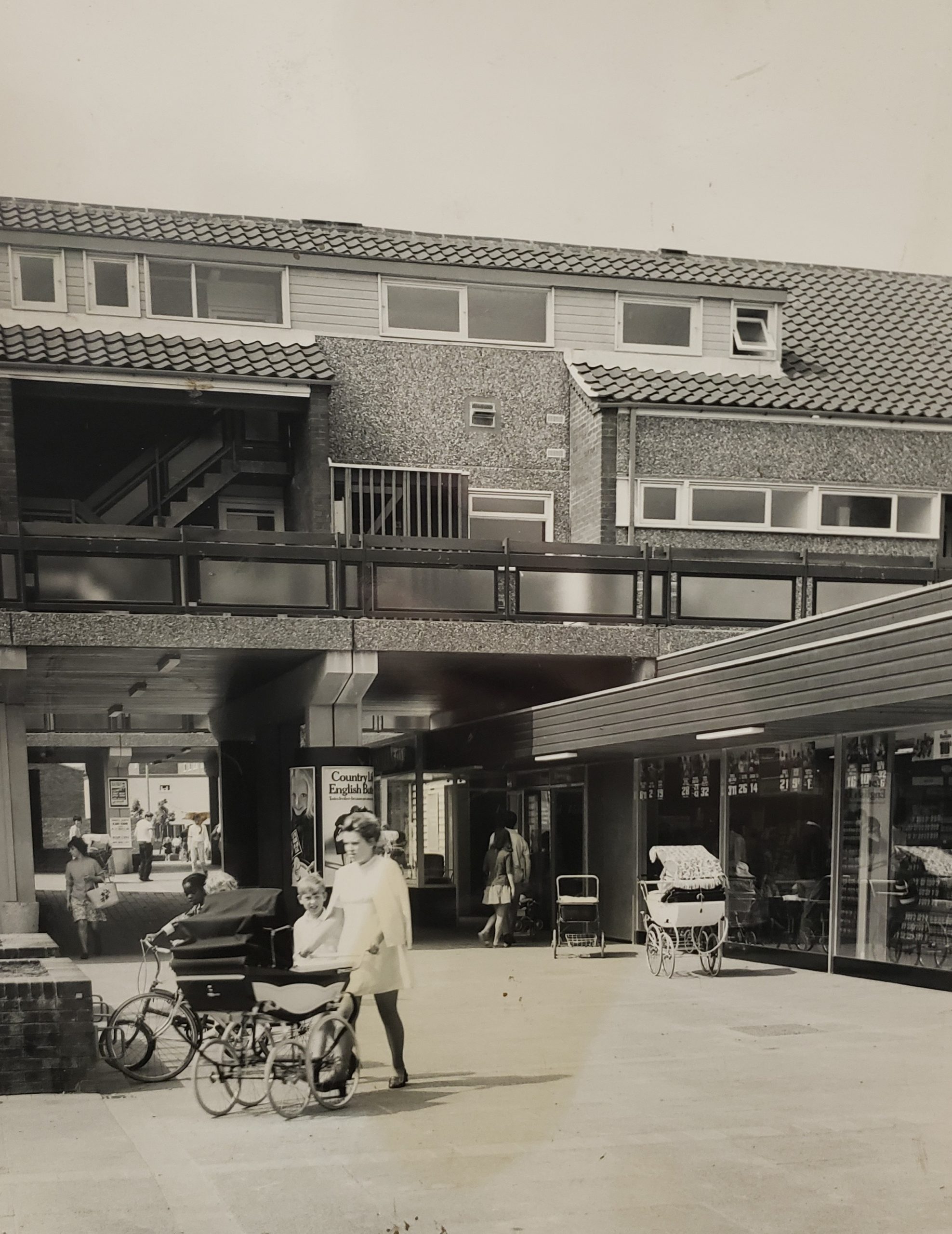 BA11883-88iii Woodrow Shopping Centre 1960s-70s