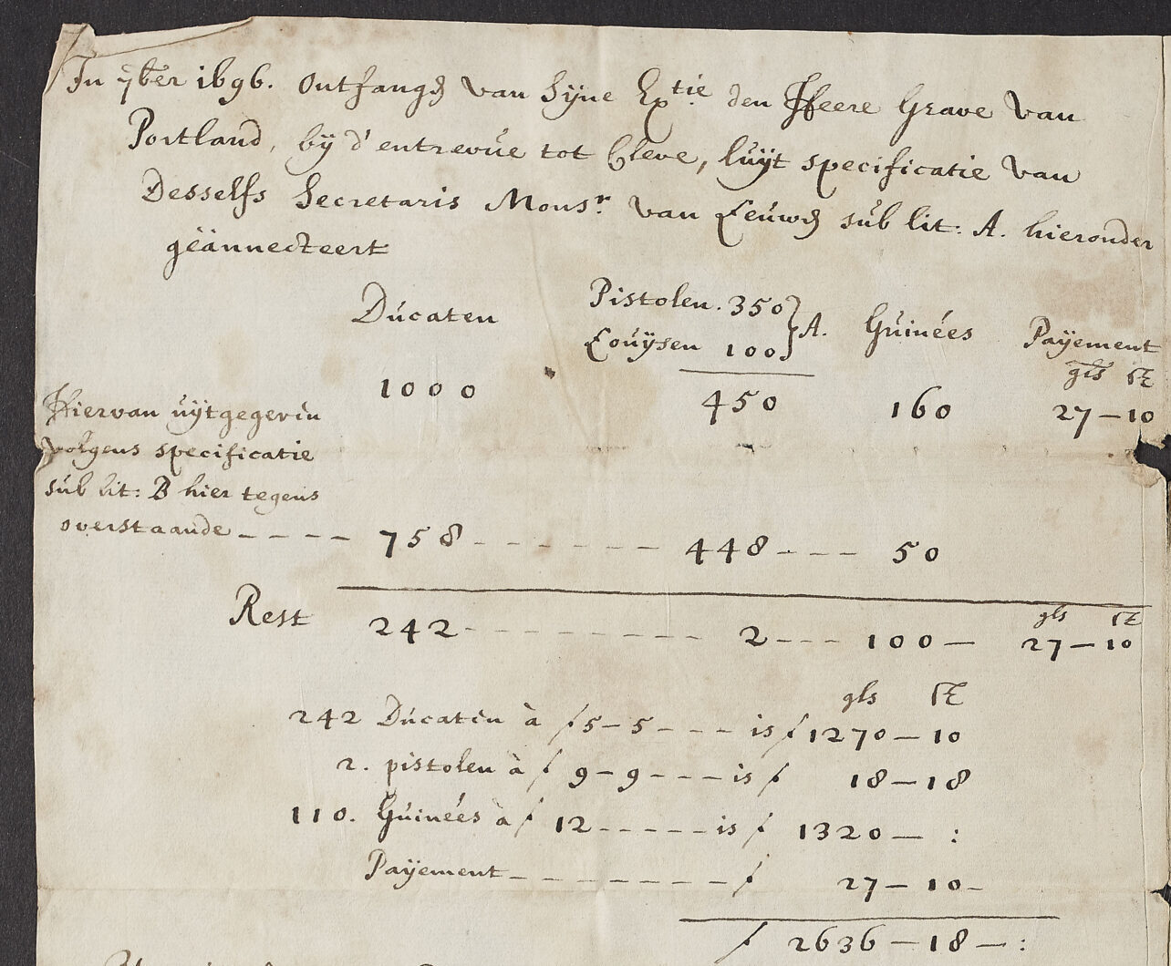 Handwriting, black ink on paper. Paper has a fold line down middle, two columns of text, small red ink seal attaching a piece of paper immediately to the right of the centre. In Dutch.